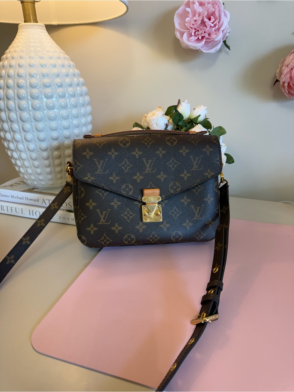 Louis Vuitton Monogram Pouchette Métis